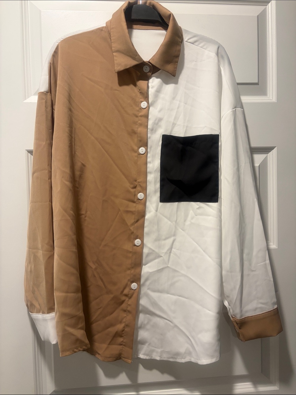 Women’s Two-Tone Button-Up Shirt in Camel and White with Black Pocket